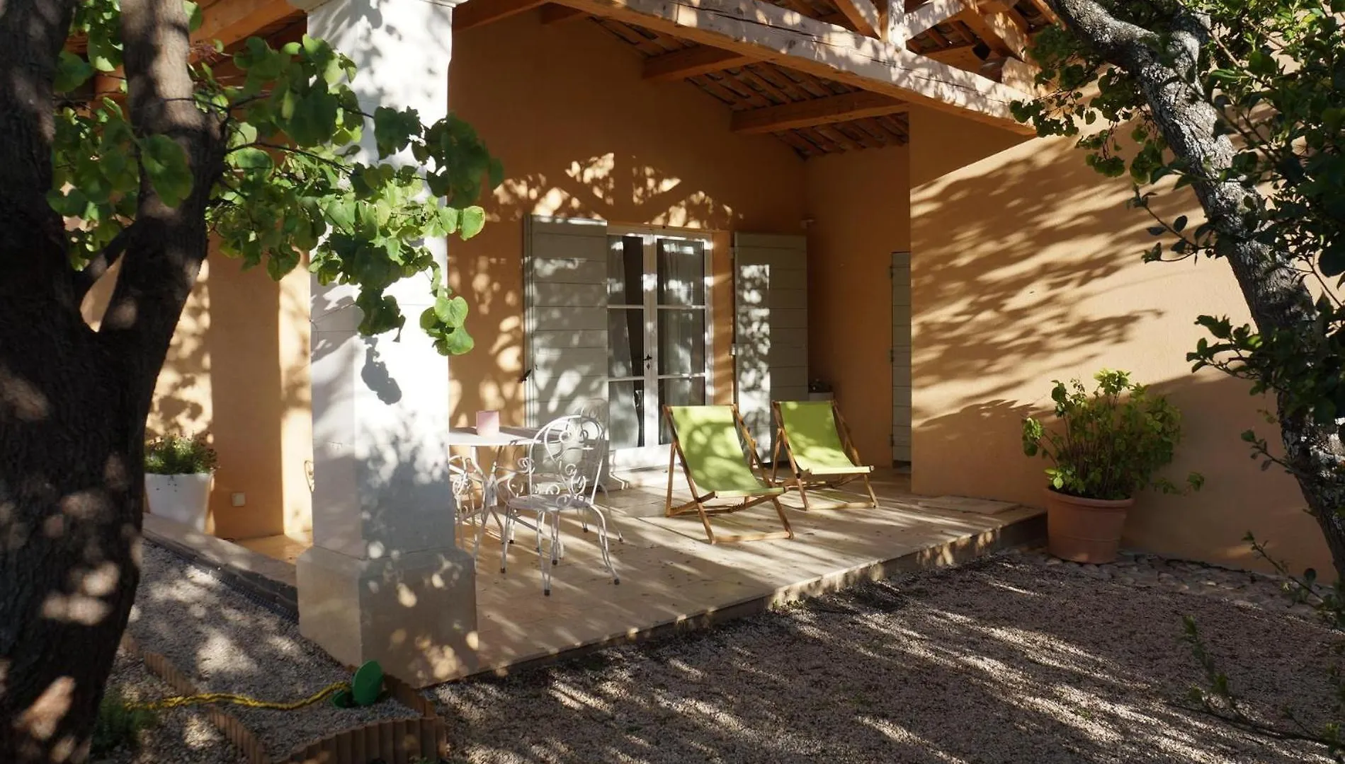 L'Aire Du Garlaban Aubagne Bed & Breakfast France